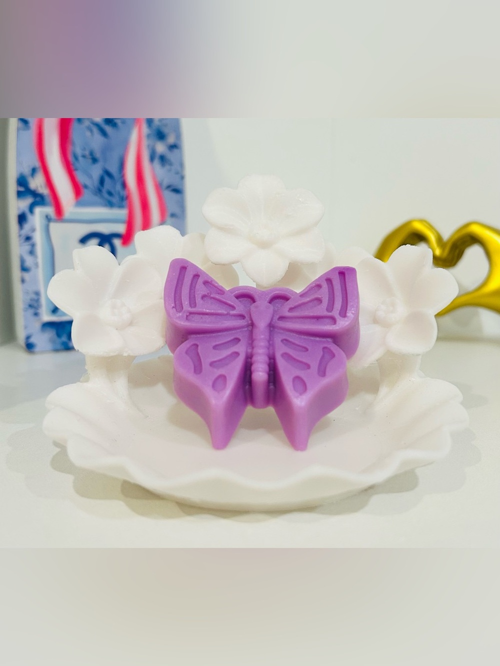 3D Printed White Floral Soap Tray with Hand Crafted Goat Milk Soap